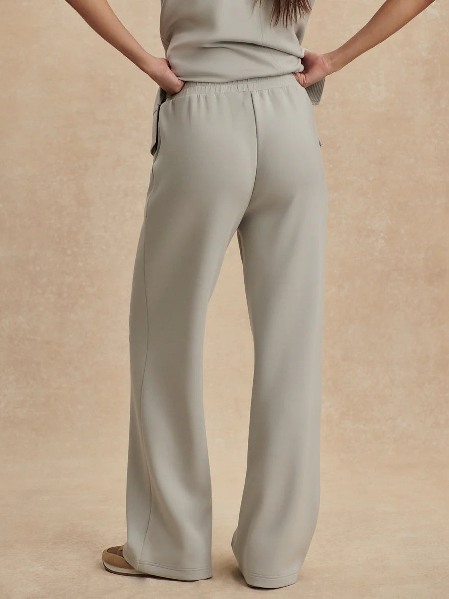 The Wide Leg Pant